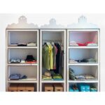 Scaffale in cartone con cornice decorativa 'Lasa'