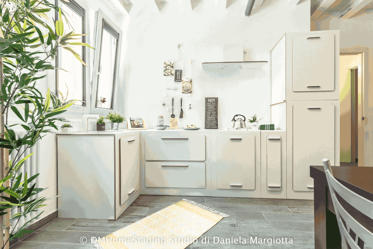 allestimento cucina home staging in cartone