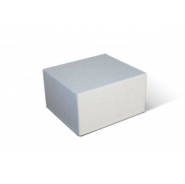 Rivestimento beige per pouf in cartone per l'Home Staging