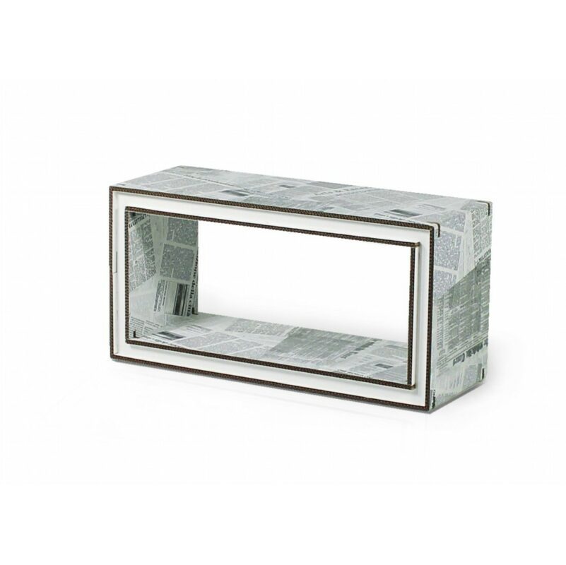 Double-sided display in customisable cardboard 'Granati C'